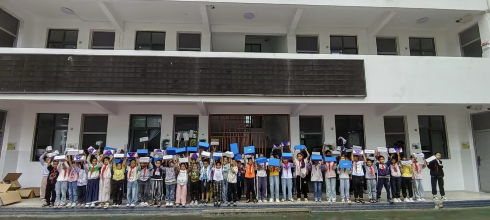 Let Love Take Root: Adisseo Donated Sports Shoes to Children in Mountainous Regions